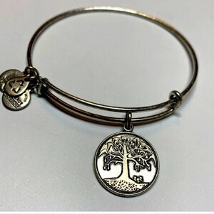 Alex and Ani Tree of Life. Bracelet